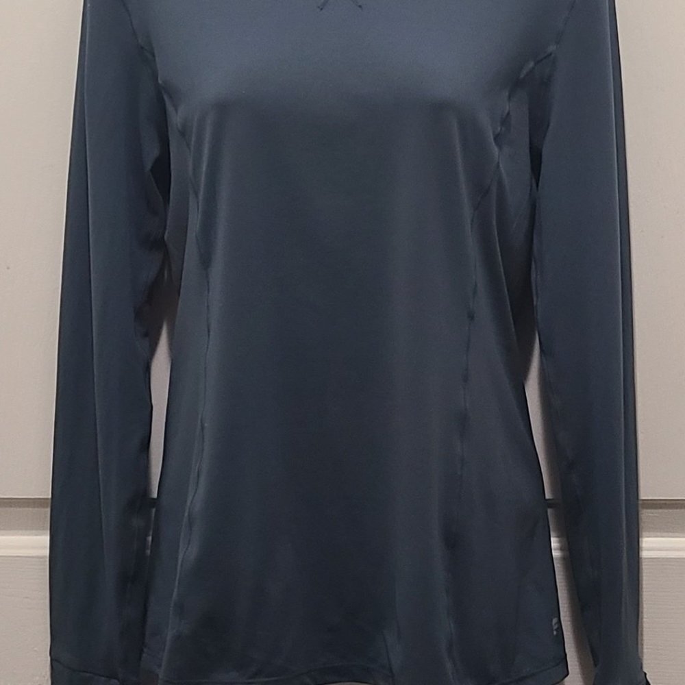 Fabletics Phoenix Run Multi Pockets Long Sleeve T… - image 1